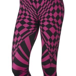 Nike Pro Engineered Magenta Op Art Check Dri Fit‎ Capri